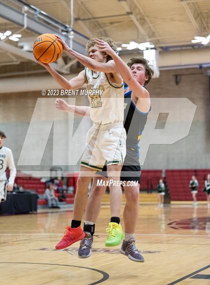 Thumbnail 3 in SkyView Academy vs. Highland (CHSAA 3A Great 8) photogallery.