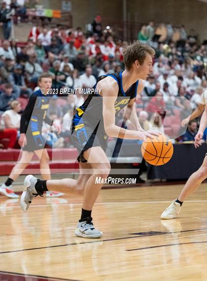 Thumbnail 1 in SkyView Academy vs. Highland (CHSAA 3A Great 8) photogallery.