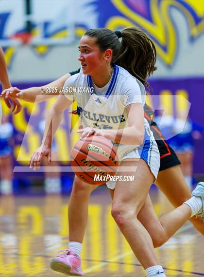 Thumbnail 1 in Cashmere vs. Bellevue Christian (WIAA 1A Opening Round) photogallery.