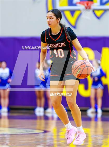 Thumbnail 2 in Cashmere vs. Bellevue Christian (WIAA 1A Opening Round) photogallery.