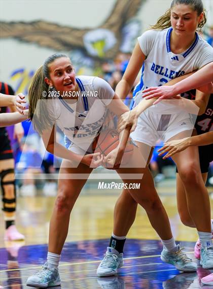 Thumbnail 1 in Cashmere vs. Bellevue Christian (WIAA 1A Opening Round) photogallery.