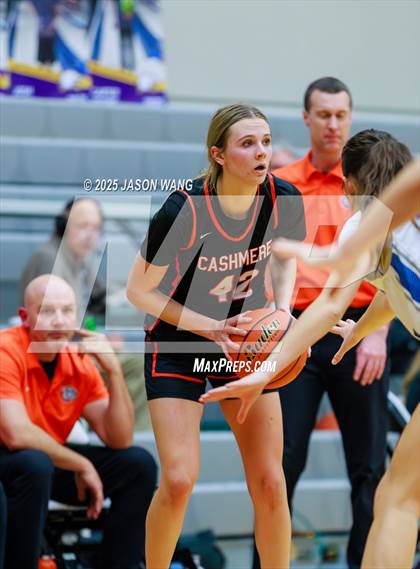 Thumbnail 2 in Cashmere vs. Bellevue Christian (WIAA 1A Opening Round) photogallery.