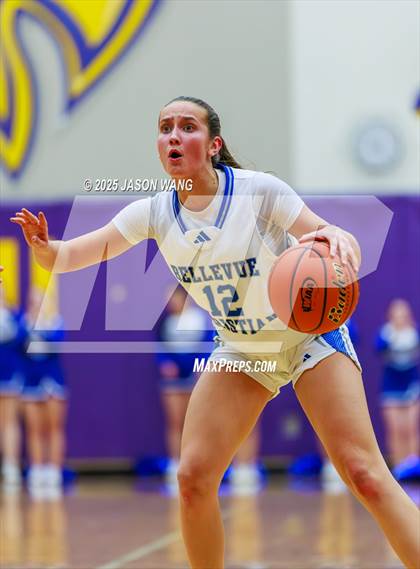 Thumbnail 2 in Cashmere vs. Bellevue Christian (WIAA 1A Opening Round) photogallery.