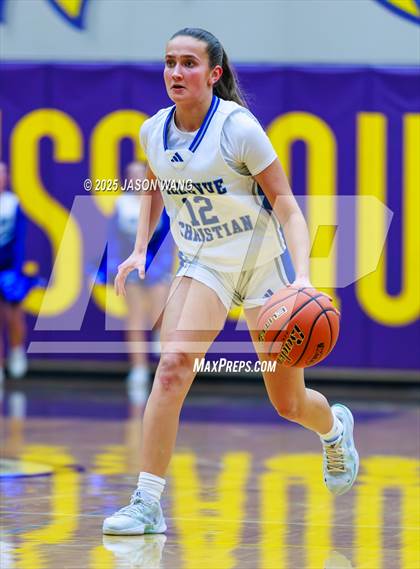 Thumbnail 1 in Cashmere vs. Bellevue Christian (WIAA 1A Opening Round) photogallery.