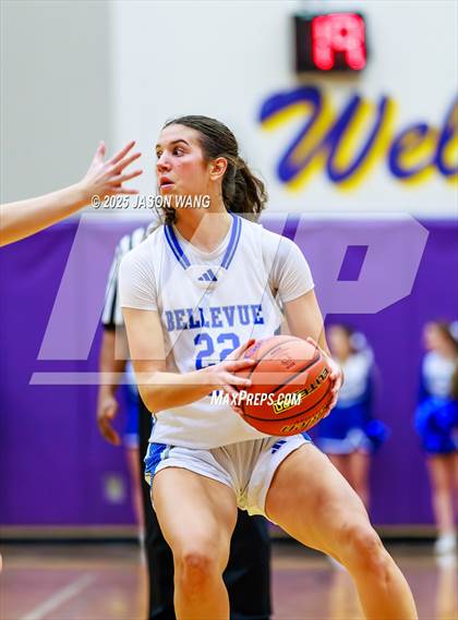 Thumbnail 3 in Cashmere vs. Bellevue Christian (WIAA 1A Opening Round) photogallery.