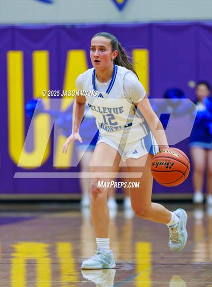 Thumbnail 3 in Cashmere vs. Bellevue Christian (WIAA 1A Opening Round) photogallery.