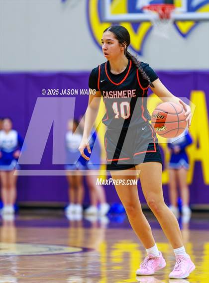 Thumbnail 3 in Cashmere vs. Bellevue Christian (WIAA 1A Opening Round) photogallery.
