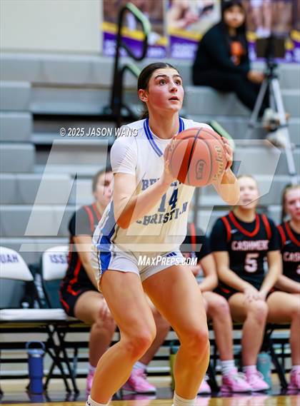 Thumbnail 2 in Cashmere vs. Bellevue Christian (WIAA 1A Opening Round) photogallery.