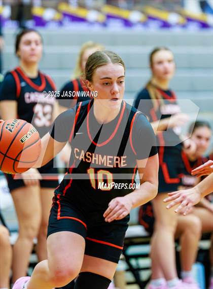 Thumbnail 3 in Cashmere vs. Bellevue Christian (WIAA 1A Opening Round) photogallery.