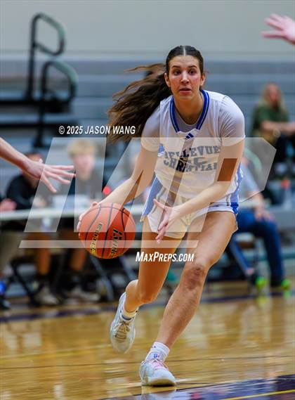 Thumbnail 1 in Cashmere vs. Bellevue Christian (WIAA 1A Opening Round) photogallery.