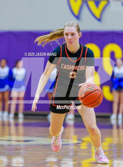 Thumbnail 3 in Cashmere vs. Bellevue Christian (WIAA 1A Opening Round) photogallery.