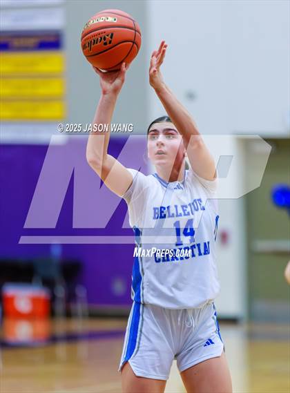 Thumbnail 3 in Cashmere vs. Bellevue Christian (WIAA 1A Opening Round) photogallery.