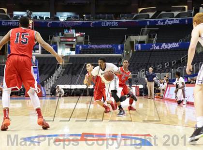 Thumbnail 3 in Bellarmine-Jefferson vs. San Gabriel Academy (Staples Center) photogallery.