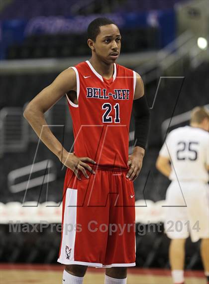 Thumbnail 3 in Bellarmine-Jefferson vs. San Gabriel Academy (Staples Center) photogallery.
