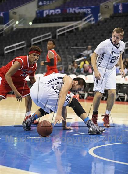 Thumbnail 2 in Bellarmine-Jefferson vs. San Gabriel Academy (Staples Center) photogallery.