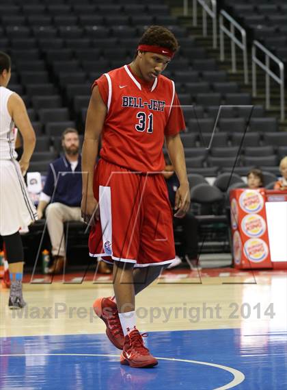 Thumbnail 3 in Bellarmine-Jefferson vs. San Gabriel Academy (Staples Center) photogallery.