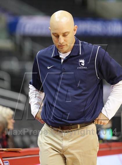 Thumbnail 2 in Bellarmine-Jefferson vs. San Gabriel Academy (Staples Center) photogallery.
