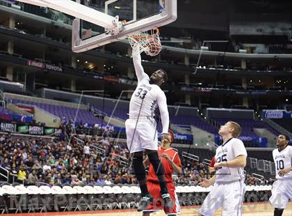 Thumbnail 2 in Bellarmine-Jefferson vs. San Gabriel Academy (Staples Center) photogallery.