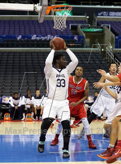 Thumbnail 2 in Bellarmine-Jefferson vs. San Gabriel Academy (Staples Center) photogallery.