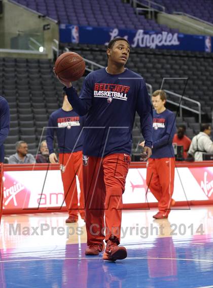 Thumbnail 3 in Bellarmine-Jefferson vs. San Gabriel Academy (Staples Center) photogallery.