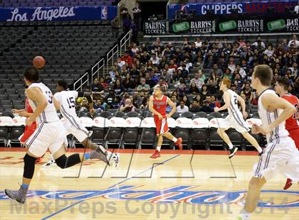 Thumbnail 2 in Bellarmine-Jefferson vs. San Gabriel Academy (Staples Center) photogallery.