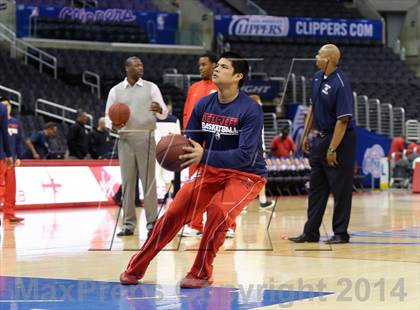 Thumbnail 2 in Bellarmine-Jefferson vs. San Gabriel Academy (Staples Center) photogallery.