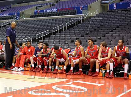 Thumbnail 2 in Bellarmine-Jefferson vs. San Gabriel Academy (Staples Center) photogallery.
