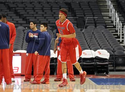 Thumbnail 2 in Bellarmine-Jefferson vs. San Gabriel Academy (Staples Center) photogallery.