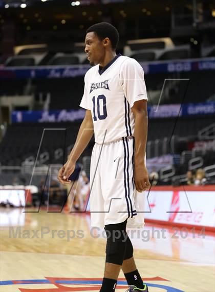 Thumbnail 1 in Bellarmine-Jefferson vs. San Gabriel Academy (Staples Center) photogallery.