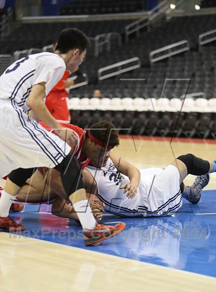 Thumbnail 1 in Bellarmine-Jefferson vs. San Gabriel Academy (Staples Center) photogallery.