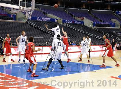 Thumbnail 3 in Bellarmine-Jefferson vs. San Gabriel Academy (Staples Center) photogallery.