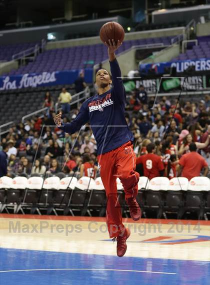 Thumbnail 1 in Bellarmine-Jefferson vs. San Gabriel Academy (Staples Center) photogallery.