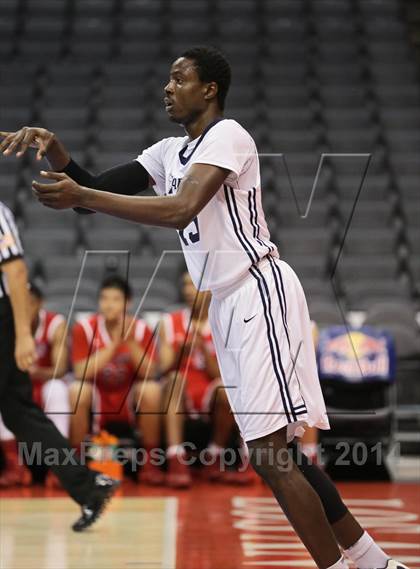 Thumbnail 3 in Bellarmine-Jefferson vs. San Gabriel Academy (Staples Center) photogallery.