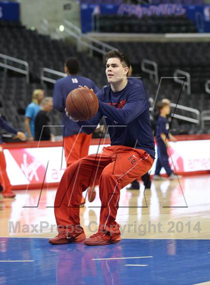 Thumbnail 1 in Bellarmine-Jefferson vs. San Gabriel Academy (Staples Center) photogallery.