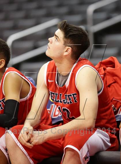 Thumbnail 1 in Bellarmine-Jefferson vs. San Gabriel Academy (Staples Center) photogallery.