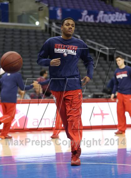 Thumbnail 1 in Bellarmine-Jefferson vs. San Gabriel Academy (Staples Center) photogallery.