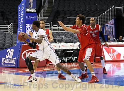 Thumbnail 3 in Bellarmine-Jefferson vs. San Gabriel Academy (Staples Center) photogallery.