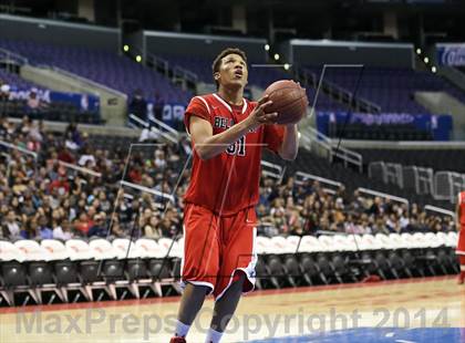 Thumbnail 3 in Bellarmine-Jefferson vs. San Gabriel Academy (Staples Center) photogallery.