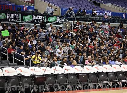Thumbnail 3 in Bellarmine-Jefferson vs. San Gabriel Academy (Staples Center) photogallery.