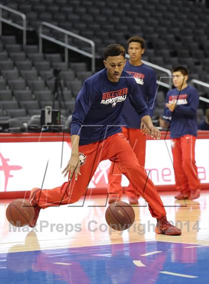 Thumbnail 2 in Bellarmine-Jefferson vs. San Gabriel Academy (Staples Center) photogallery.