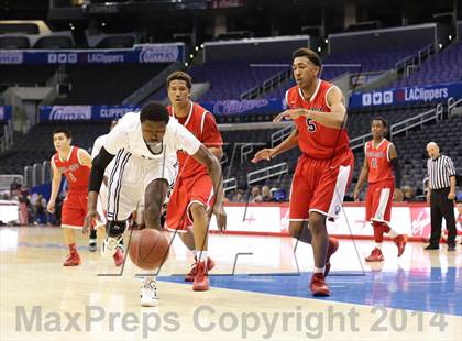 Thumbnail 2 in Bellarmine-Jefferson vs. San Gabriel Academy (Staples Center) photogallery.
