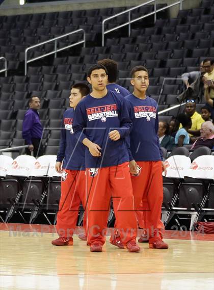 Thumbnail 3 in Bellarmine-Jefferson vs. San Gabriel Academy (Staples Center) photogallery.