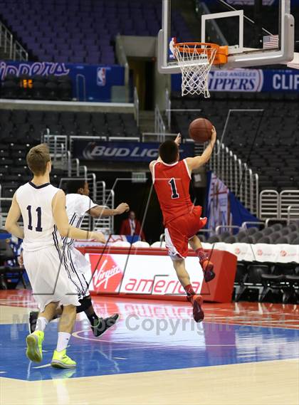 Thumbnail 3 in Bellarmine-Jefferson vs. San Gabriel Academy (Staples Center) photogallery.