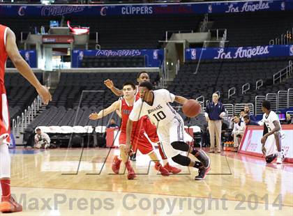 Thumbnail 2 in Bellarmine-Jefferson vs. San Gabriel Academy (Staples Center) photogallery.