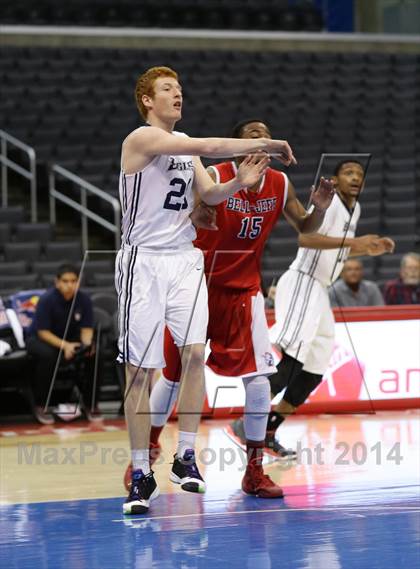 Thumbnail 3 in Bellarmine-Jefferson vs. San Gabriel Academy (Staples Center) photogallery.