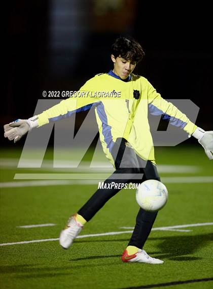 Thumbnail 2 in Keller Central vs Fossil Ridge photogallery.