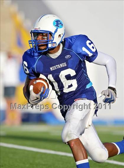 Thumbnail 1 in Klein @ Aldine photogallery.