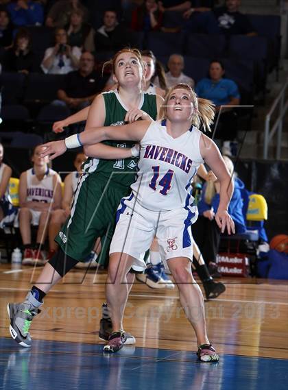 Thumbnail 2 in Norwood vs. Stratton (CHSAA 1A Great 8) photogallery.