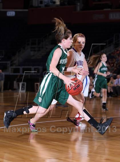 Thumbnail 1 in Norwood vs. Stratton (CHSAA 1A Great 8) photogallery.