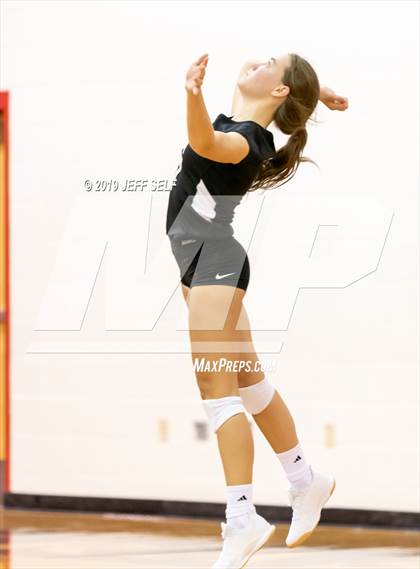 Thumbnail 2 in Hickory @ Grassfield photogallery.